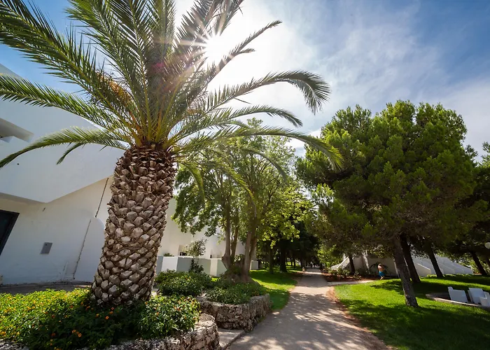 Th Ostuni - Ostuni Marina VillageAlbergo